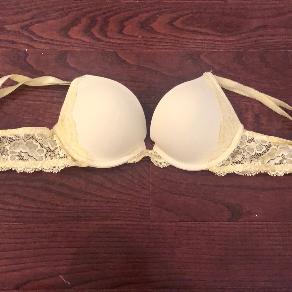 Victoria’s secret bra